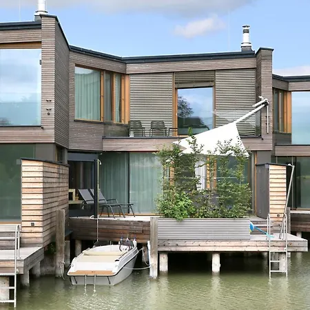 Seehaus Seezeit - Am Hafen Neusiedl am See Exterior photo